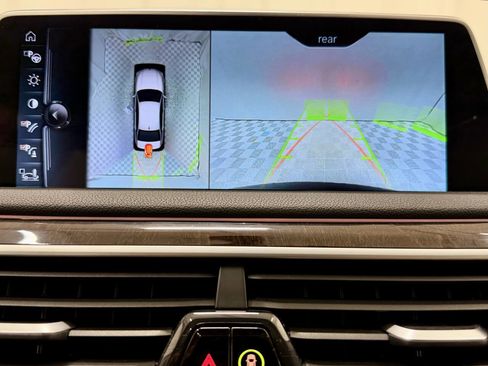 Used 2016 BMW 750i xDrive image 12