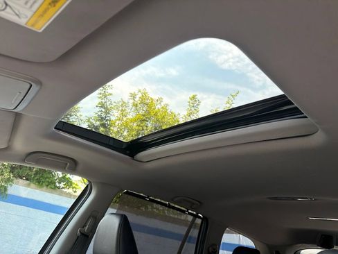 Used 2022 Honda Pilot Special Edition image 11