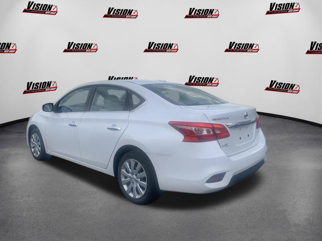 Used 2017 Nissan Sentra SV w/ Driver's Assist Package FWD image 3