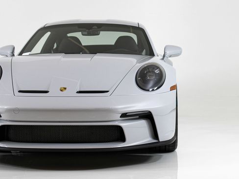 Used 2024 Porsche 911 GT3 RS RWD image 11