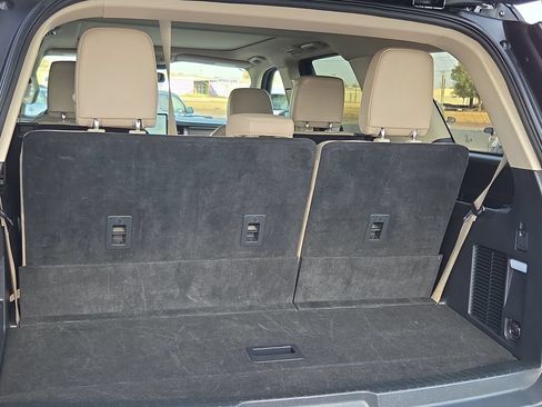 Used 2024 Ford Expedition Limited RWD image 12