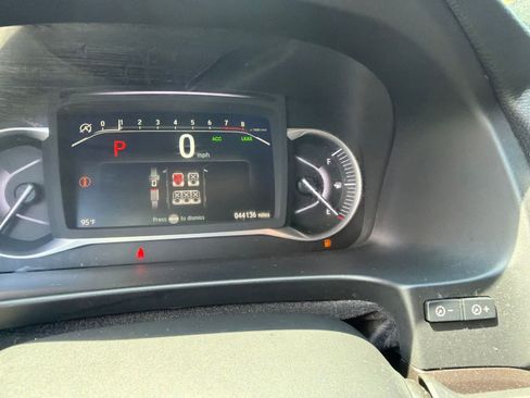 Used 2023 Honda Passport EX-L image 2