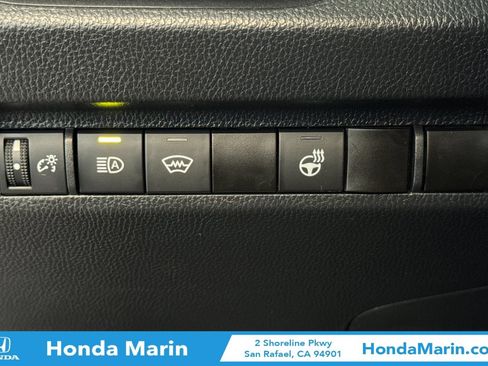 Used 2024 Toyota RAV4 XLE AWD/4WD image 33
