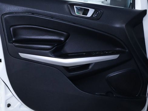 Used 2020 Ford EcoSport Titanium image 13