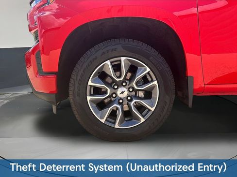 Used 2021 Chevrolet Silverado 1500 RST AWD/4WD image 37