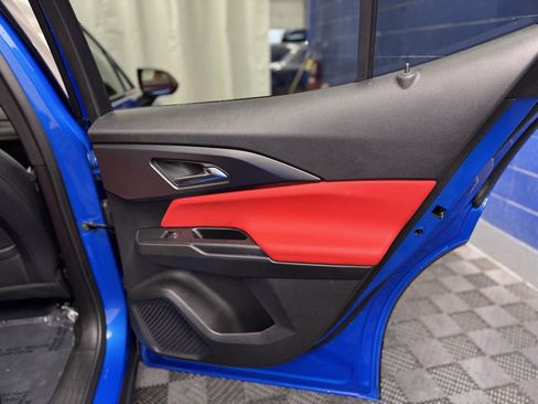 Used 2025 Chevrolet Equinox EV RS image 34