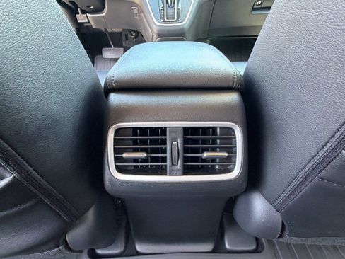 Used 2015 Honda CR-V Touring image 25