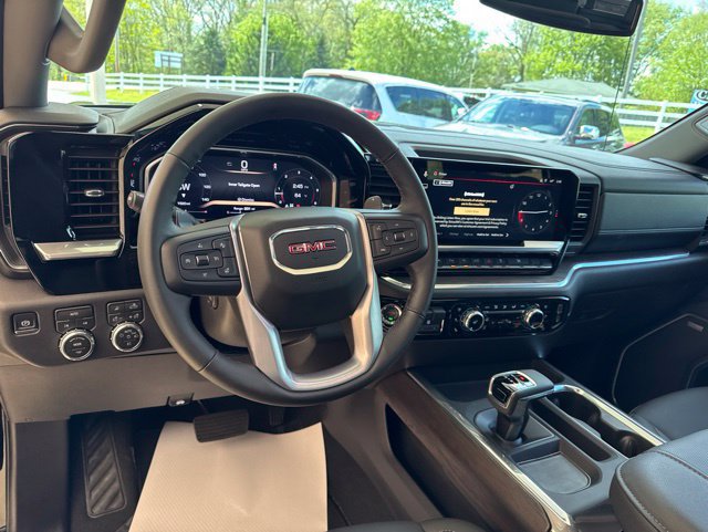 Used 2026 GMC Sierra 1500 SLT w/ SLT Premium Plus Package AWD/4WD image 18
