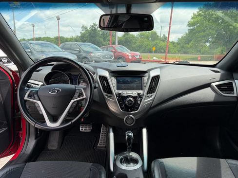 Used 2016 Hyundai Veloster w/ Option Group 02 FWD image 22