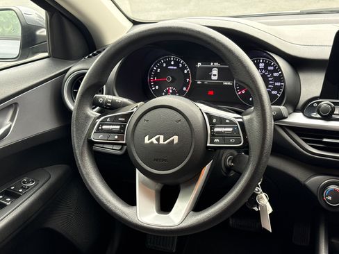 Used 2023 Kia Forte LXS FWD image 18
