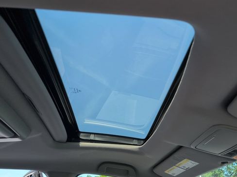 Used 2021 Honda Pilot Touring image 51