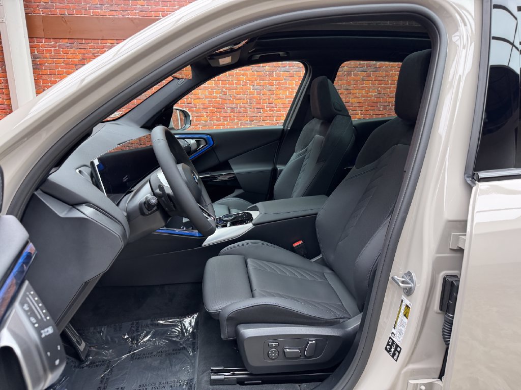 Used 2026 BMW X3 xDrive30i w/ Premium Package AWD/4WD image 22