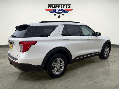 Used 2022 Ford Explorer XLT w/ Equipment Group 202A AWD/4WD image 5