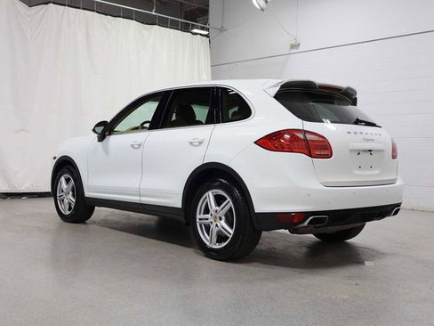 Used 2014 Porsche Cayenne AWD/4WD image 3