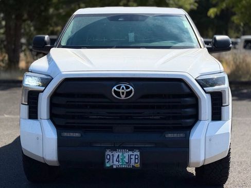 Used 2023 Toyota Tundra SR5 w/ SR5 Convenience Package AWD/4WD image 8