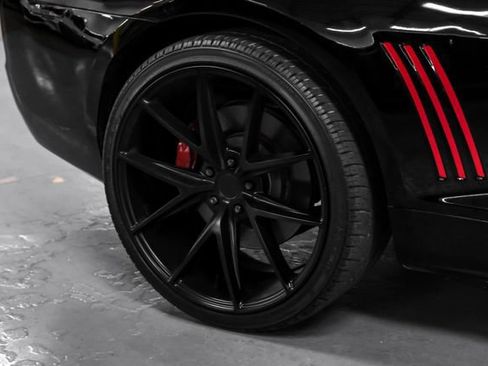 Used 2012 Chevrolet Camaro SS RWD image 51