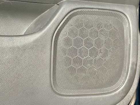 Used 2018 GMC Sierra 1500 SLT w/ SLT Preferred Package image 54