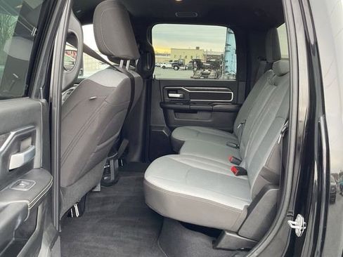 Used 2024 RAM 2500 Big Horn w/ Bed Utility Group image 15