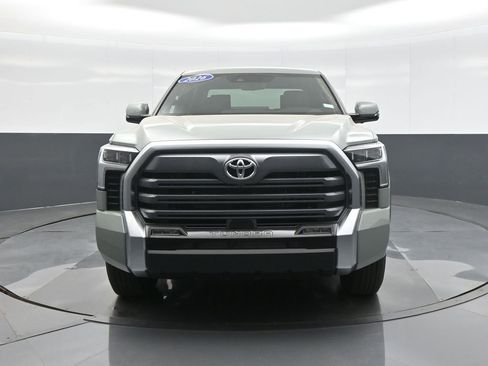 New 2026 Toyota Tundra Limited AWD/4WD image 3