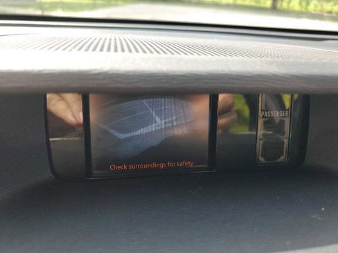 Used 2011 Toyota Sienna SE w/ Preferred Pkg FWD image 52