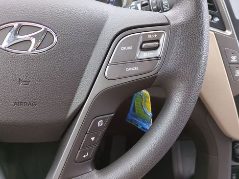 Used 2017 Hyundai Santa Fe Sport image 24