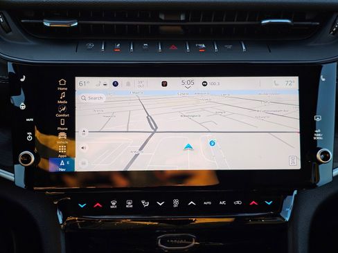 New 2026 Jeep Grand Cherokee Altitude image 11