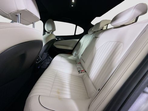 Used 2024 Genesis G70 2.5T w/ Sport Prestige Package image 25