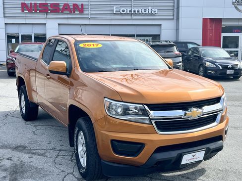 Used 2017 Chevrolet Colorado W/T w/ WT Convenience Package AWD/4WD image 1