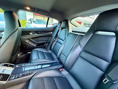 Used 2016 Porsche Panamera 4 Edition AWD/4WD image 36