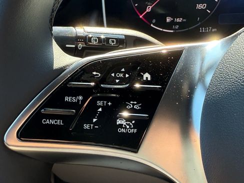 Used 2026 Mercedes-Benz GLC 350e 4MATIC image 21