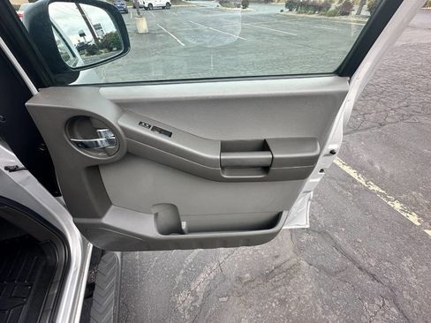Used 2008 Nissan Xterra S image 23