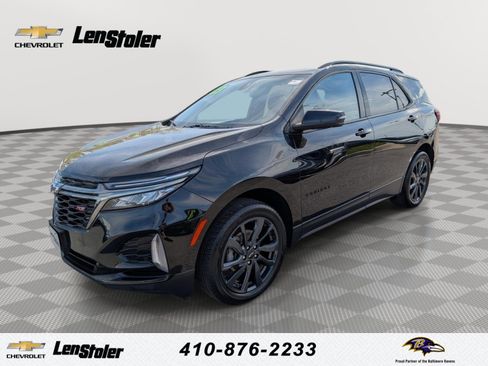 Used 2023 Chevrolet Equinox RS image 1