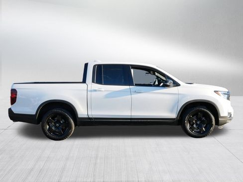 Certified 2026 Honda Ridgeline Black Edition image 8