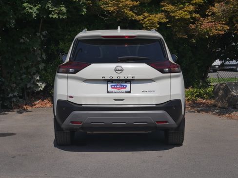 Certified 2023 Nissan Rogue SV w/ SV Premium B Package AWD/4WD image 19