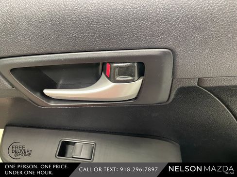 Used 2012 Toyota Camry LE image 39