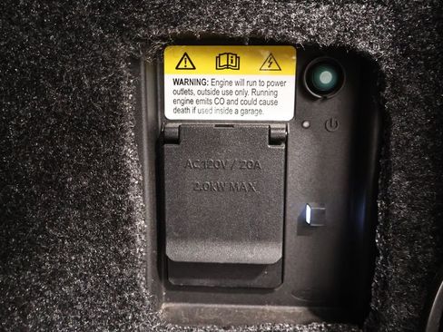 Certified 2025 Ford F350 Platinum w/ Platinum Plus Package image 45