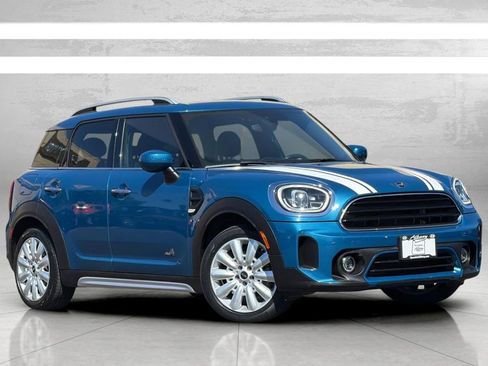 Used 2021 MINI Cooper Countryman ALL4 AWD/4WD image 2
