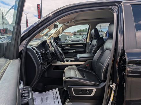 Used 2020 RAM 1500 Laramie AWD/4WD image 6