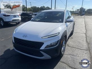 Used 2022 Hyundai Kona SE image 1