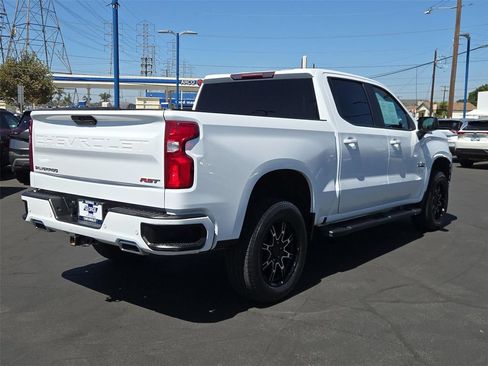 Certified 2022 Chevrolet Silverado 1500 RST AWD/4WD image 29