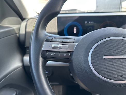 Used 2024 Hyundai Kona SEL image 32