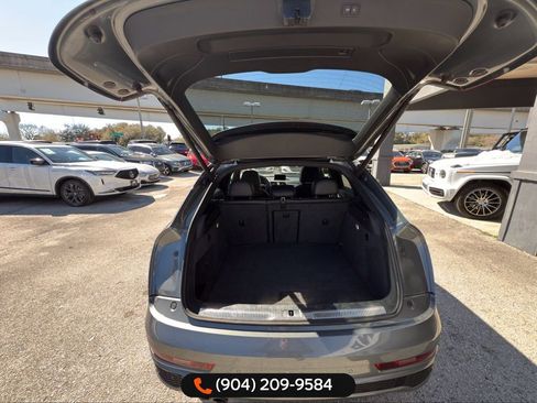 Used 2016 Audi Q3 2.0T Prestige w/ Prestige Package image 31