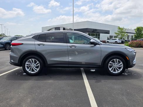 New 2026 Buick Envista Preferred FWD image 6