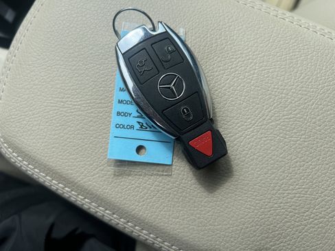 Certified 2019 Mercedes-Benz GLA 250 4MATIC image 38