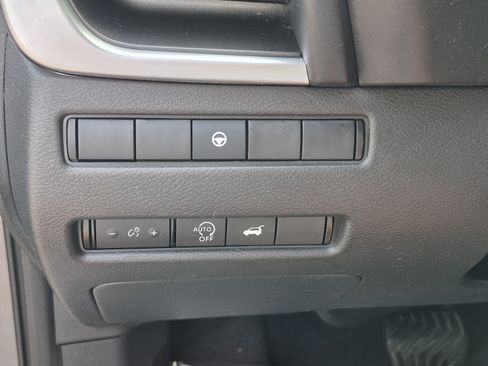 Certified 2023 Nissan Rogue SV w/ SV Premium B Package FWD image 29