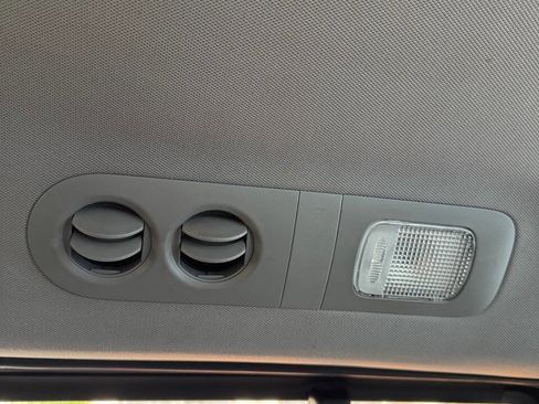 Used 2016 Honda Odyssey Touring image 27