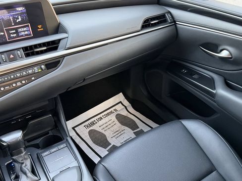 Used 2020 Lexus ES 350 w/ Accessory Package 2 FWD image 16
