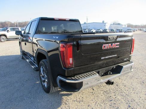 New 2026 GMC Sierra 1500 SLT w/ SLT Premium Package image 8