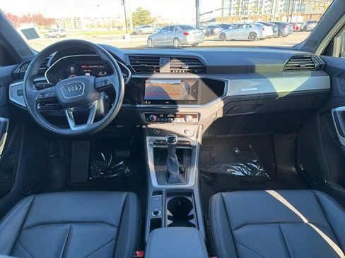 Used 2023 Audi Q3 2.0T Premium Plus w/ Premium Plus Package image 17