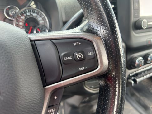 Used 2024 RAM 3500 Tradesman w/ Chrome Appearance Group AWD/4WD image 22